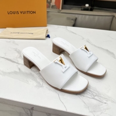 Louis Vuitton Slippers